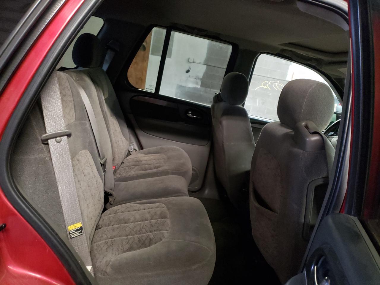 Photo 6 from auction – 2003 GMC ENVOY with VIN 1GKDT13S332191552