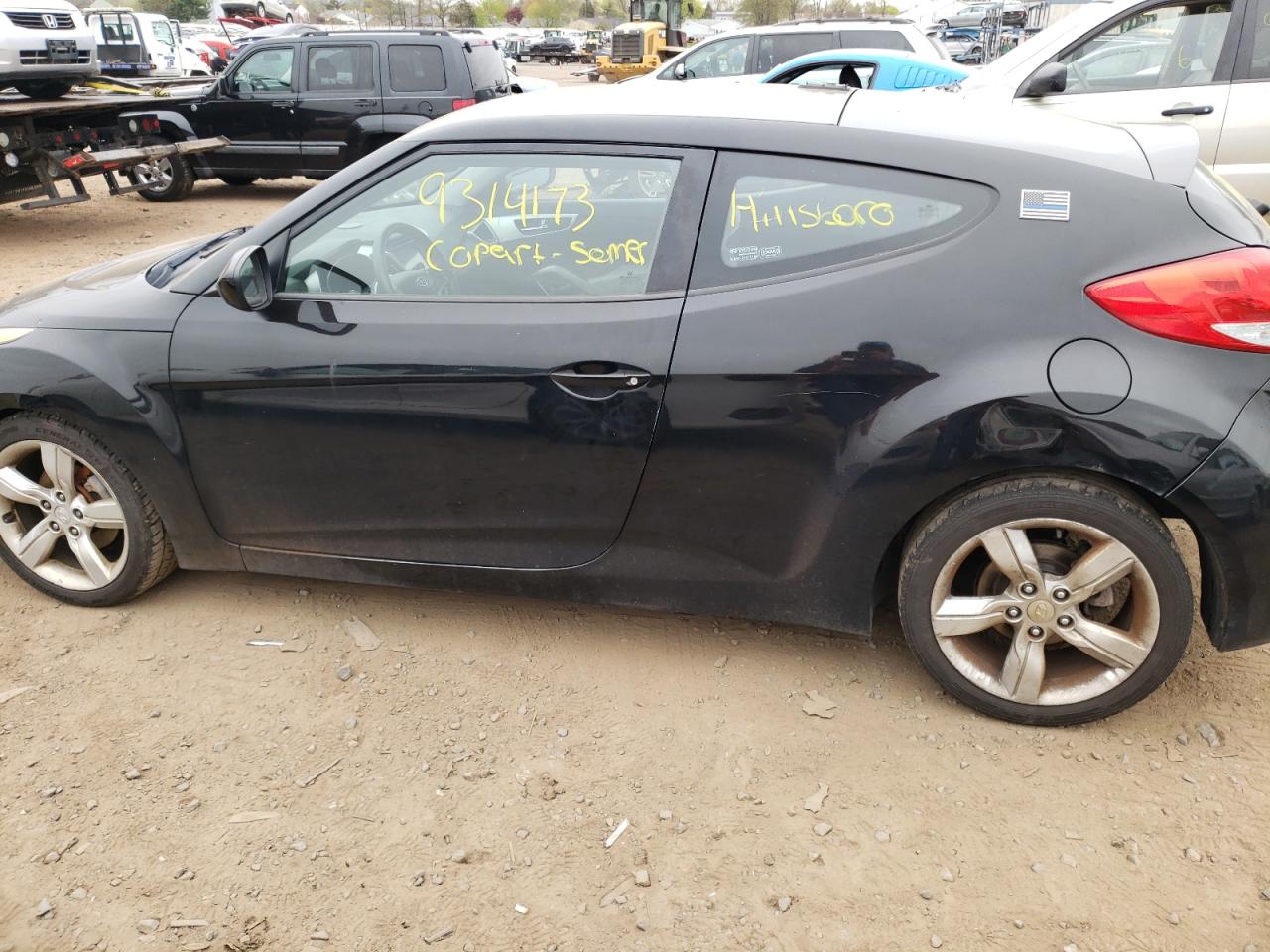 Photo 9 from auction – 2012 HYUNDAI VELOSTER with VIN KMHTC6AD1CU027175