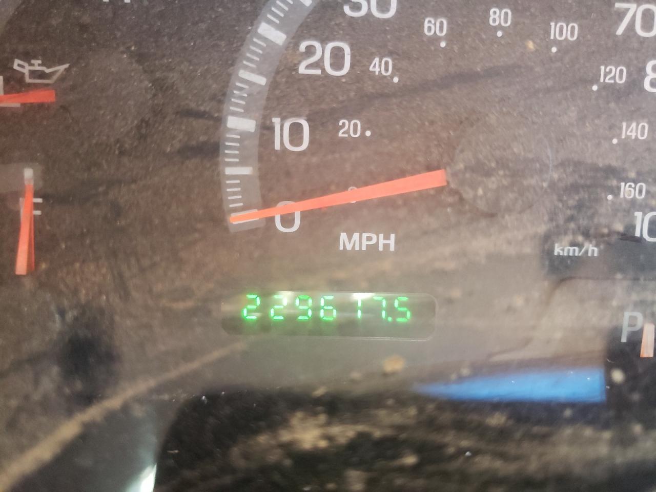 Photo 8 from auction – 2001 FORD F150 SUPER with VIN 1FTRW07L71KC34857