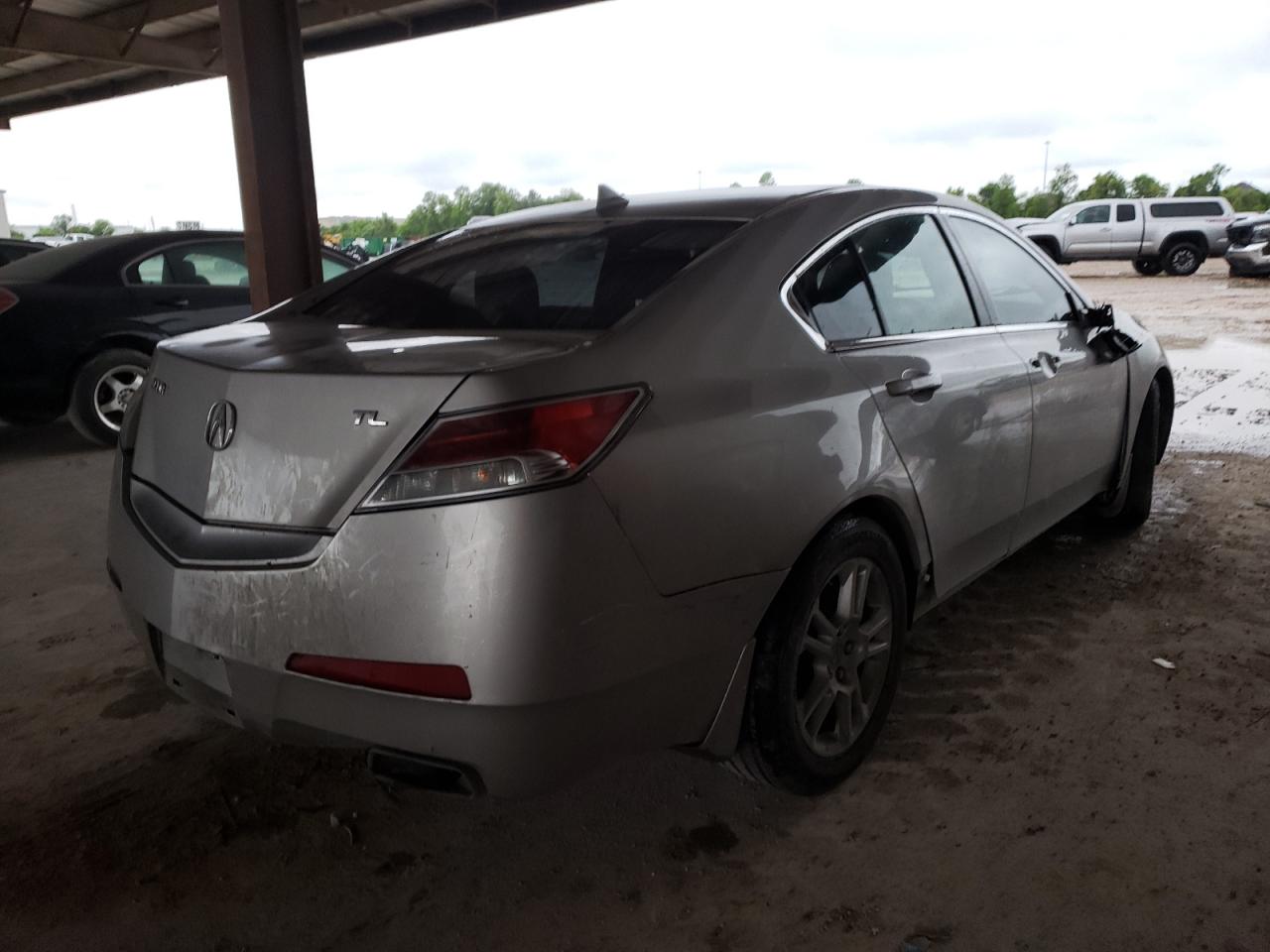 Photo 4 from auction – 2010 ACURA TL with VIN 19UUA8F28AA008138