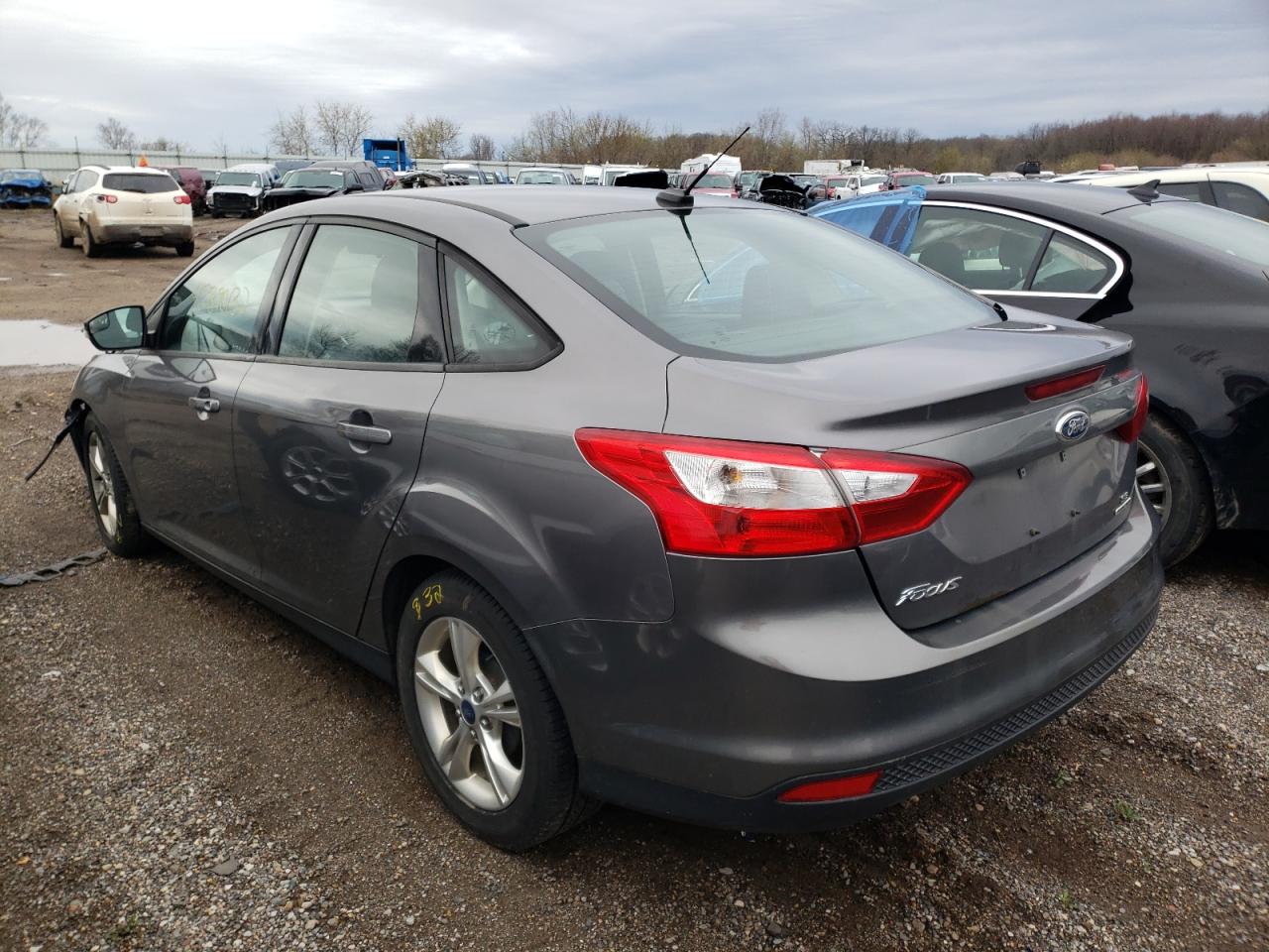 Photo 20 from auction – 2014 FORD FOCUS SE with VIN 1FADP3F27EL223459