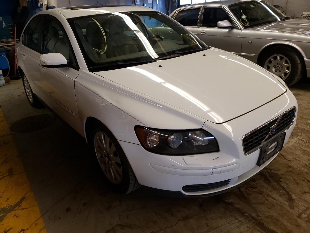 VOLVO S40 2.4I 2005 with VIN YV1MS382052078917 - Photo from auction