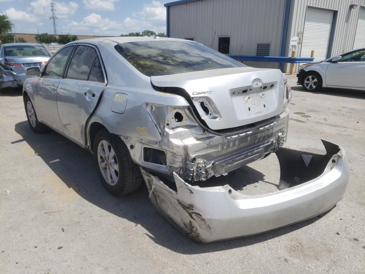 Photo 3 from auction – 2010 TOYOTA CAMRY BASE with VIN 4T1BF3EKXAU061445