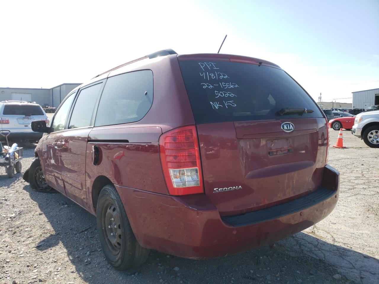 Photo 3 from auction – 2012 KIA SEDONA LX with VIN KNDMG4C76C6475022