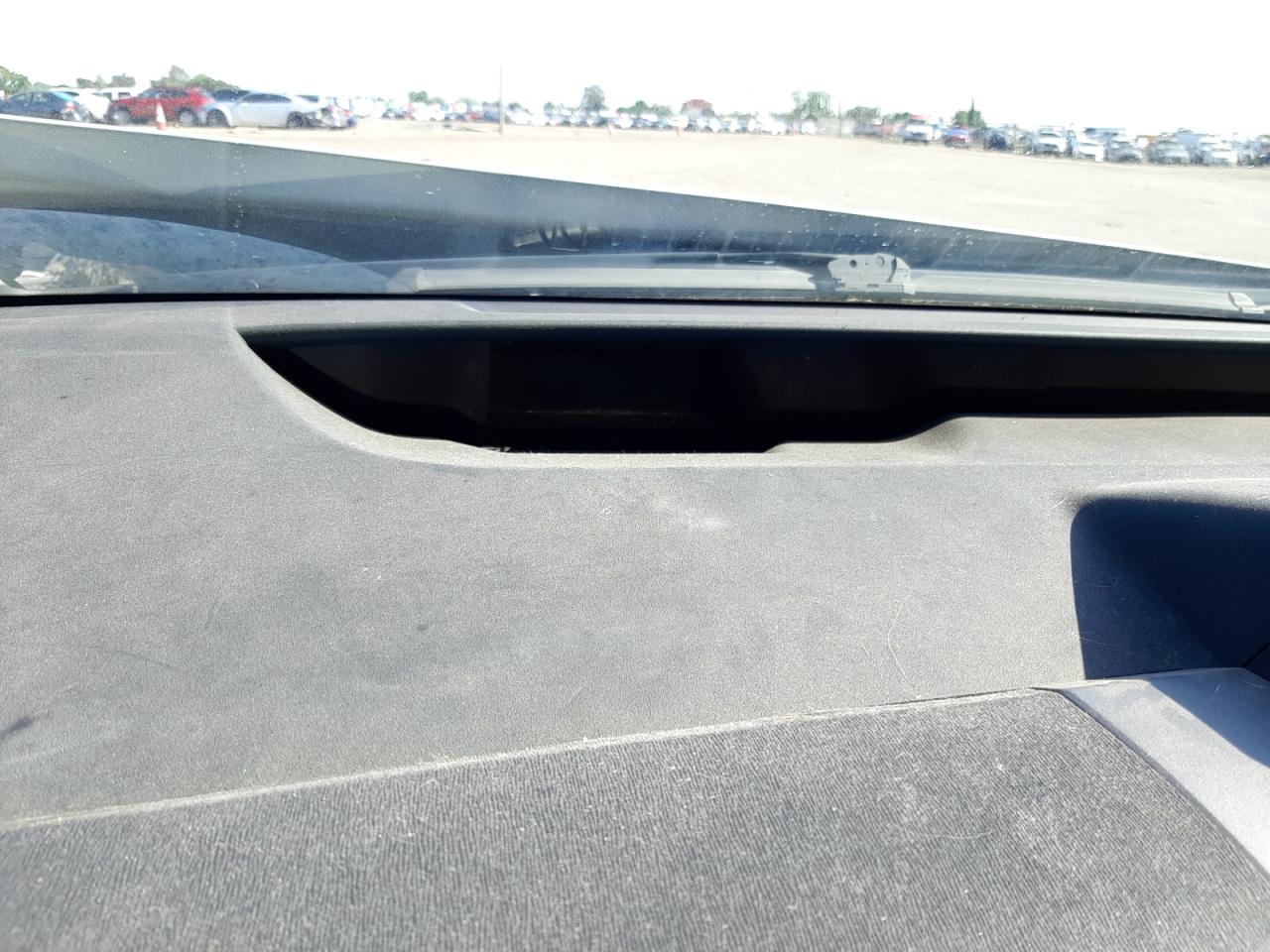 Photo 8 from auction – 2006 TOYOTA PRIUS with VIN JTDKB20U763133637