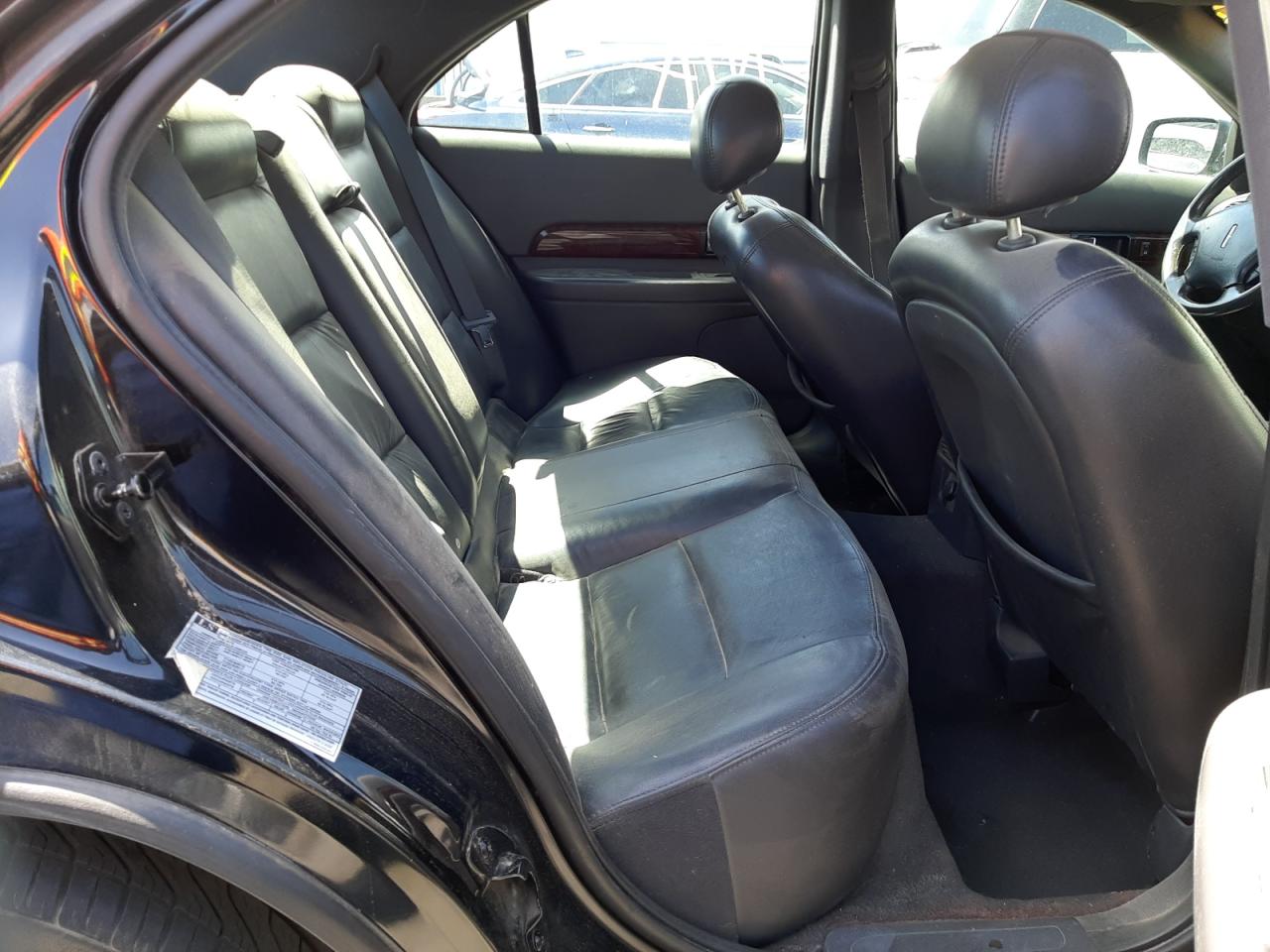 Photo 6 from auction – 2002 LINCOLN LS with VIN 1LNHM87A62Y690986