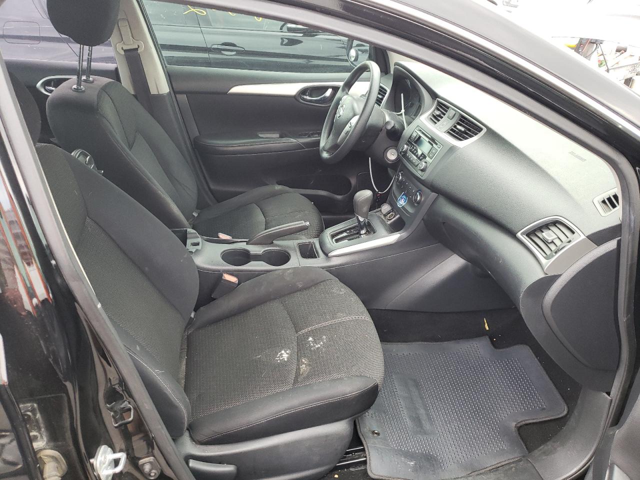 Photo 18 from auction – 2017 NISSAN SENTRA S with VIN 3N1AB7AP3HY284232