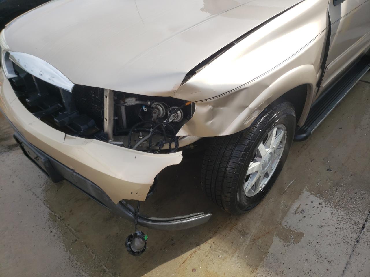 Photo 9 from auction – 2005 BUICK RAINIER CX with VIN 5GADT13S452202560