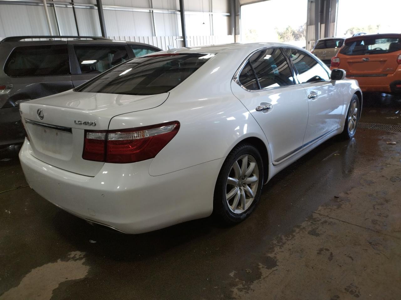 Photo 4 from auction – 2007 LEXUS LS 460 with VIN JTHBL46F875011164