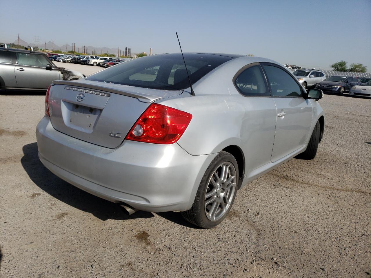 Photo 4 from auction – 2007 TOYOTA SCION TC with VIN JTKDE167X70165831