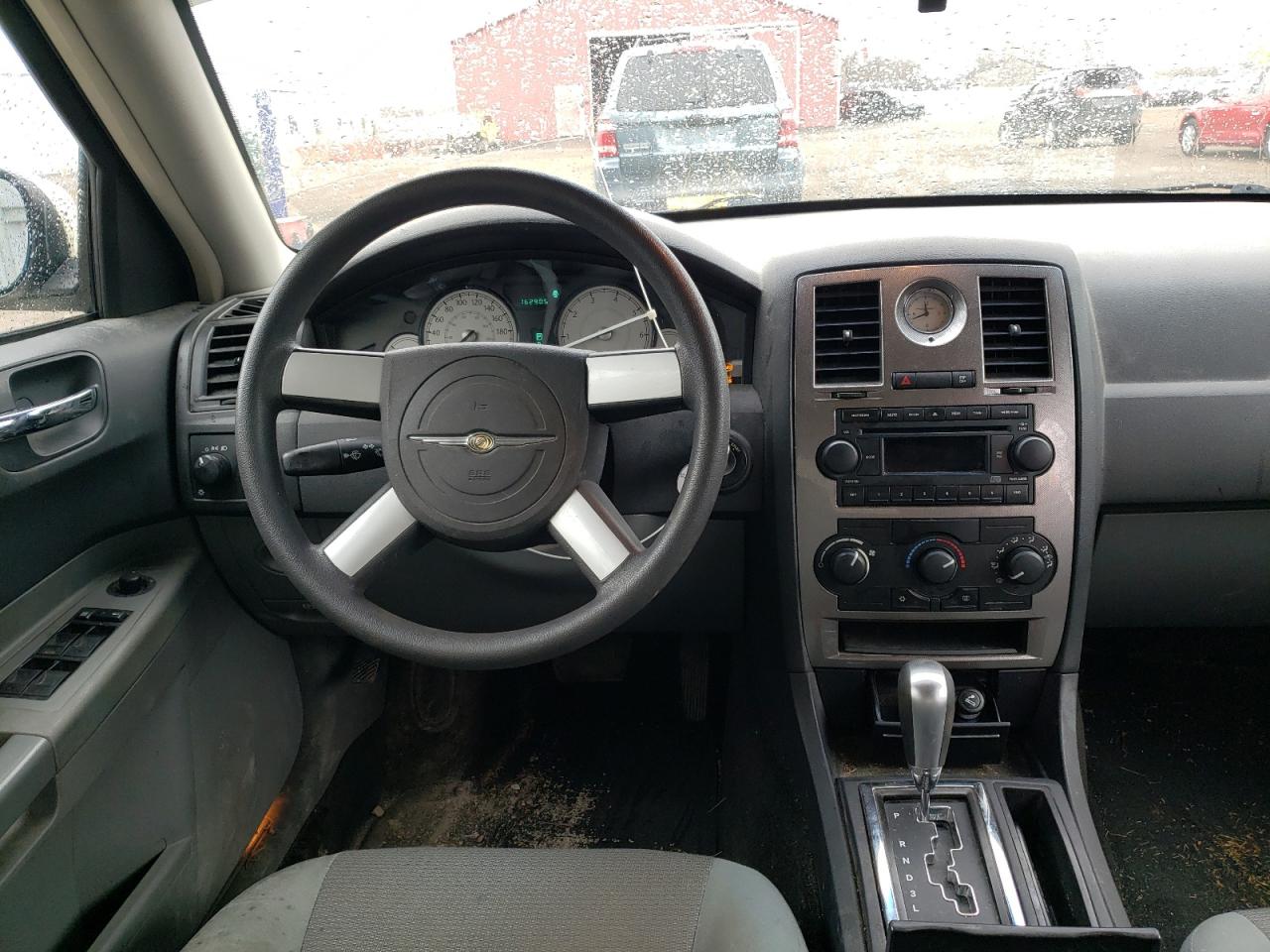 Photo 9 from auction – 2005 CHRYSLER 300 TOURIN with VIN 2C3JA53G85H584940