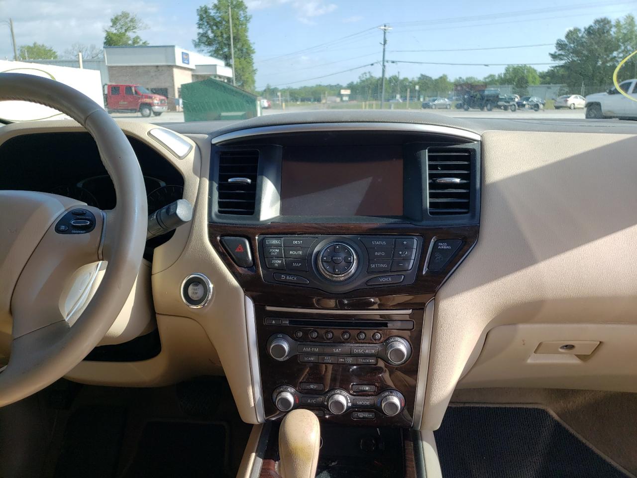 Photo 9 from auction – 2014 NISSAN PATHFINDER with VIN 5N1AR2MN0EC725739