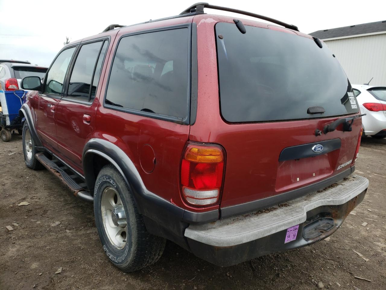 Photo 3 from auction – 2001 FORD EXPLORER with VIN 1FMZU73E11ZA72376