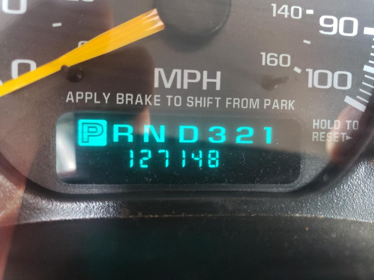 Photo 8 from auction – 2000 CHEVROLET SILVERADO with VIN 1GCEK14W6YZ281586