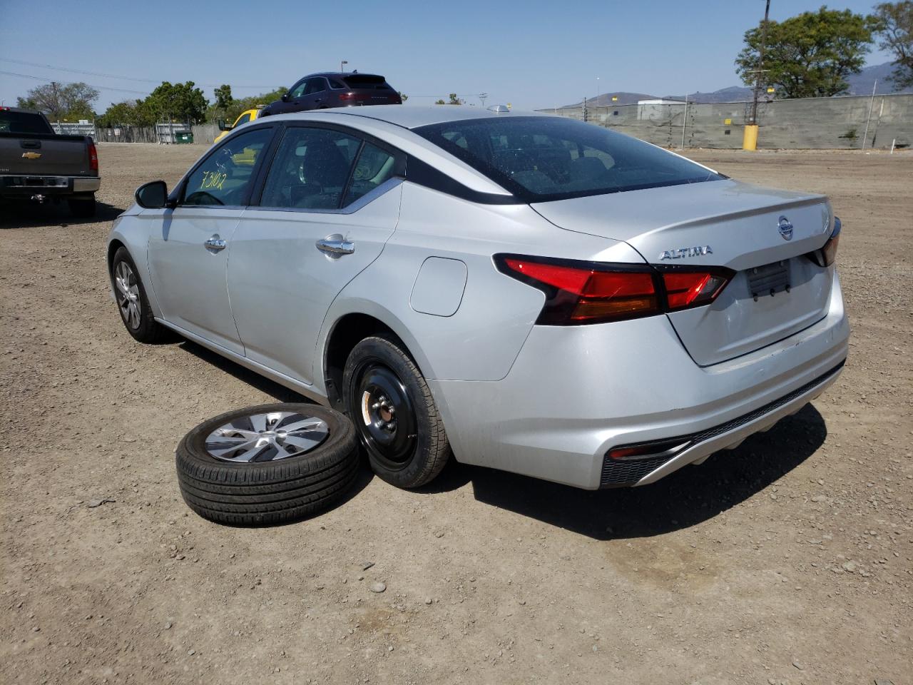 Photo 3 from auction – 2019 NISSAN ALTIMA S with VIN 1N4BL4BV7KN323487