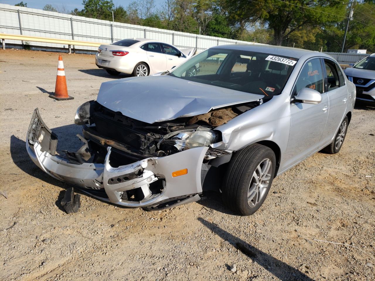 Photo 2 from auction – 2006 VOLKSWAGEN JETTA 2.5 with VIN 3VWRF71K56M622496