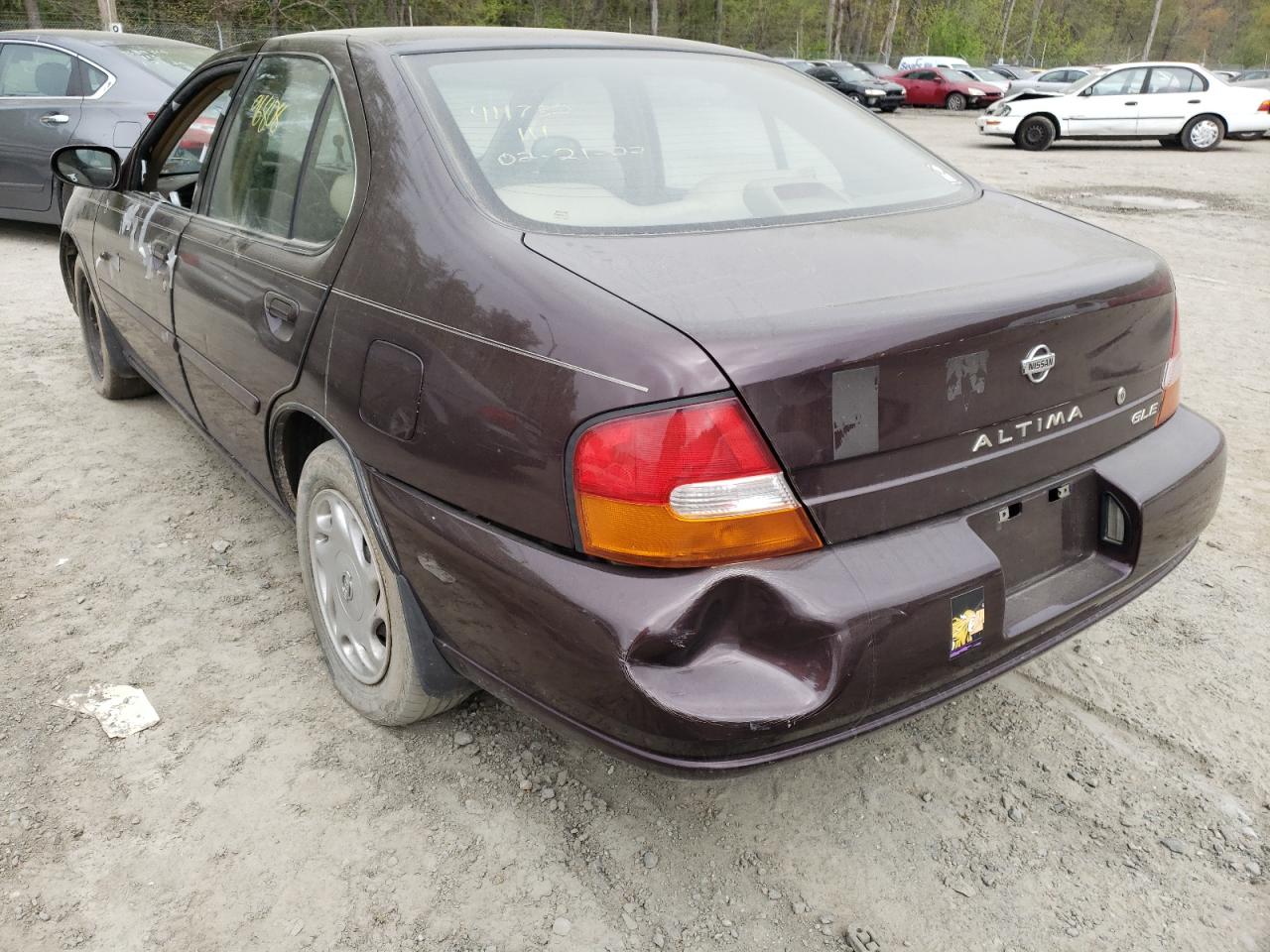 Photo 9 from auction – 1998 NISSAN ALTIMA XE with VIN 1N4DL01D5WC153562