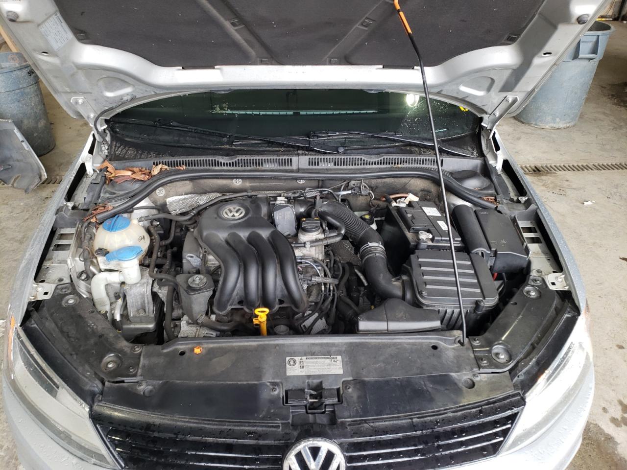 Photo 7 from auction – 2012 VOLKSWAGEN JETTA BASE with VIN 3VW2K7AJ1CM301765