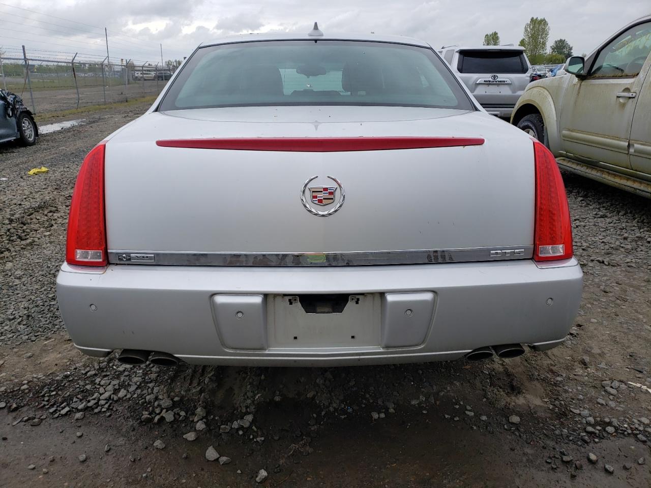 Photo 9 from auction – 2011 CADILLAC DTS PREMIU with VIN 1G6KH5E61BU116186