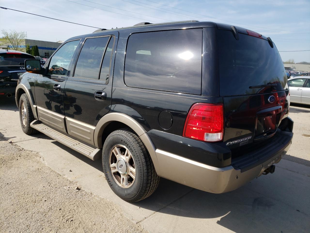 Photo 3 from auction – 2004 FORD EXPEDITION with VIN 1FMFU18L14LA74451