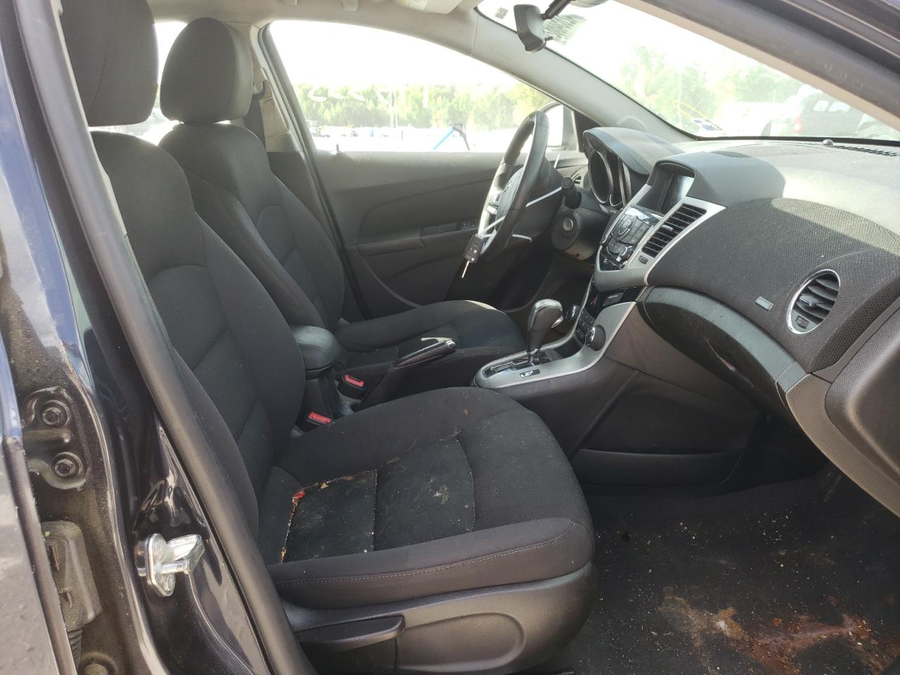Photo 5 from auction – 2015 CHEVROLET CRUZE LT with VIN 1G1PC5SB4F7136335