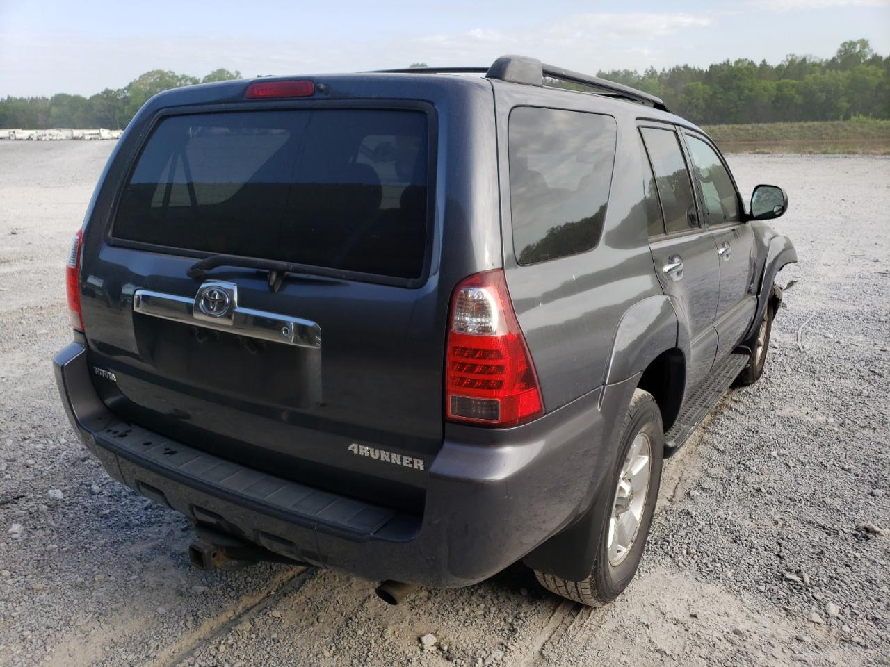 Photo 4 from auction – 2006 TOYOTA 4RUNNER SR with VIN JTEZU14R360070901