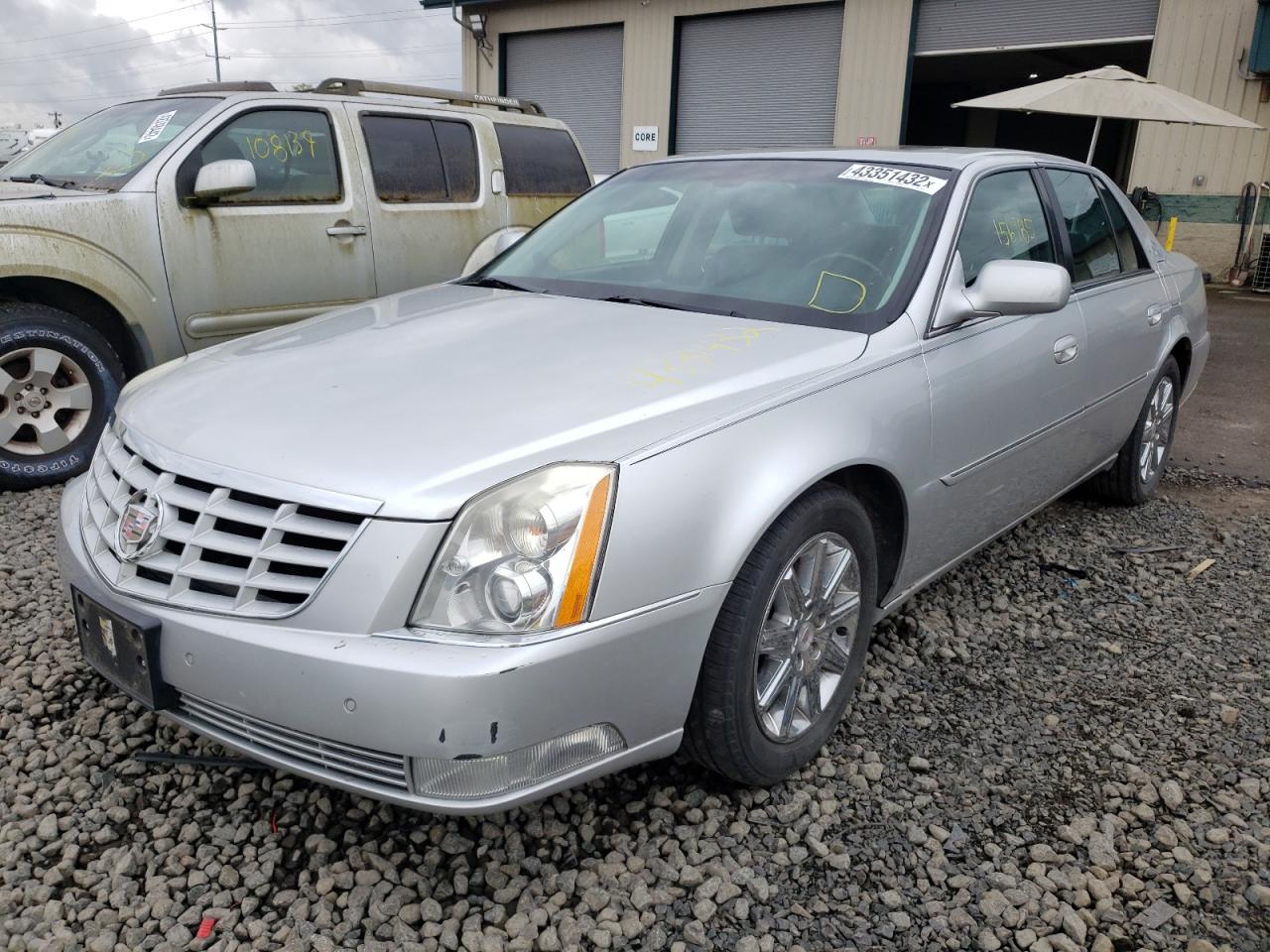 Photo 2 from auction – 2011 CADILLAC DTS PREMIU with VIN 1G6KH5E61BU116186