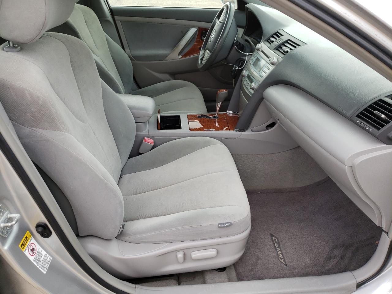 Photo 5 from auction – 2009 TOYOTA CAMRY BASE with VIN 4T1BE46K09U918343