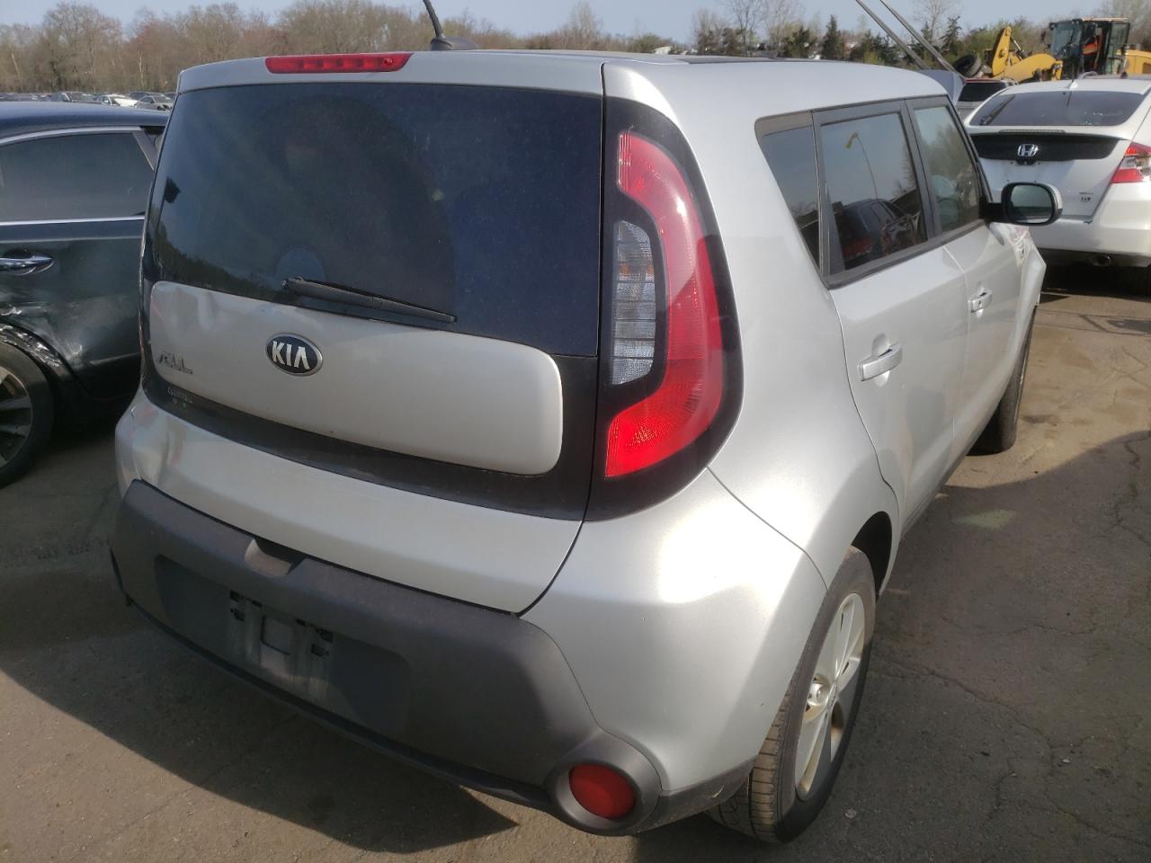 Photo 4 from auction – 2016 KIA SOUL with VIN KNDJN2A29G7856450