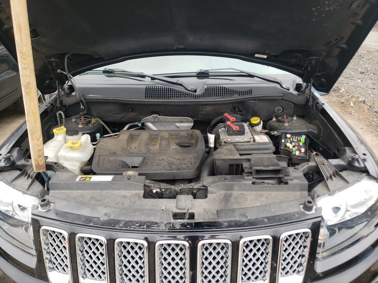 Photo 7 from auction – 2017 JEEP COMPASS LA with VIN 1C4NJDEB4HD108288