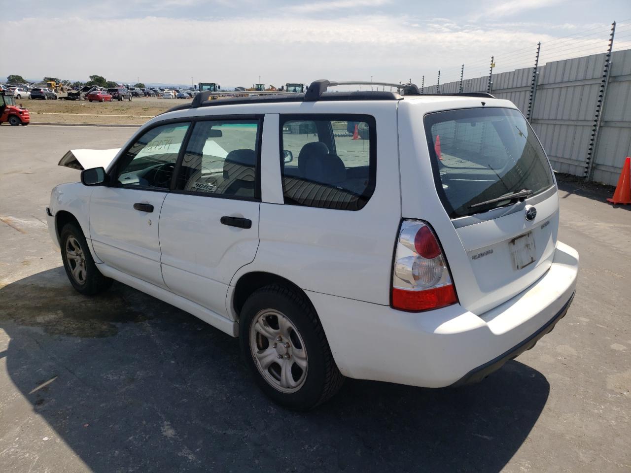 Photo 3 from auction – 2006 SUBARU FORESTER with VIN JF1SG63626H738647