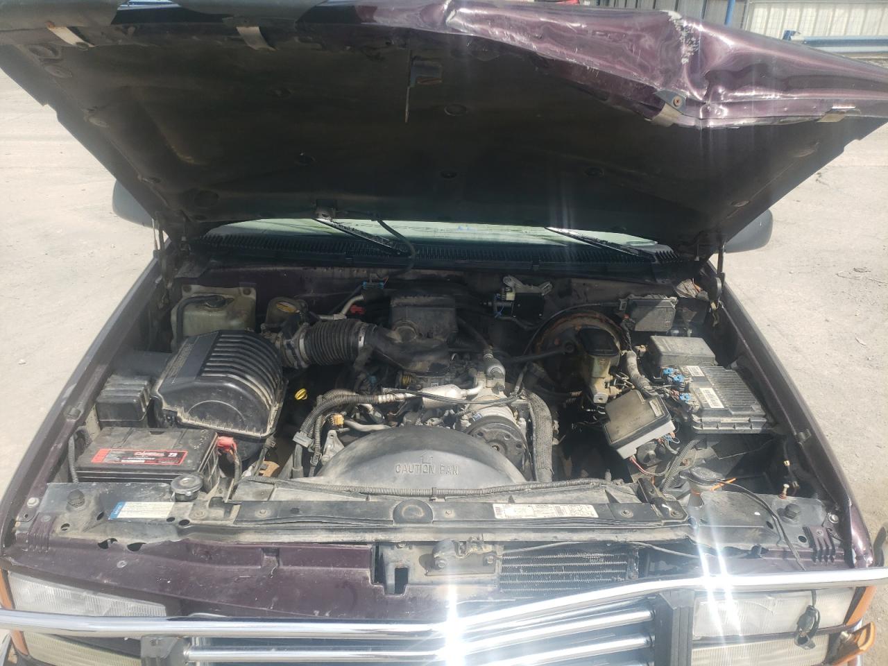 Photo 7 from auction – 1997 GMC SUBURBAN K with VIN 3GKFK16R4VG526574
