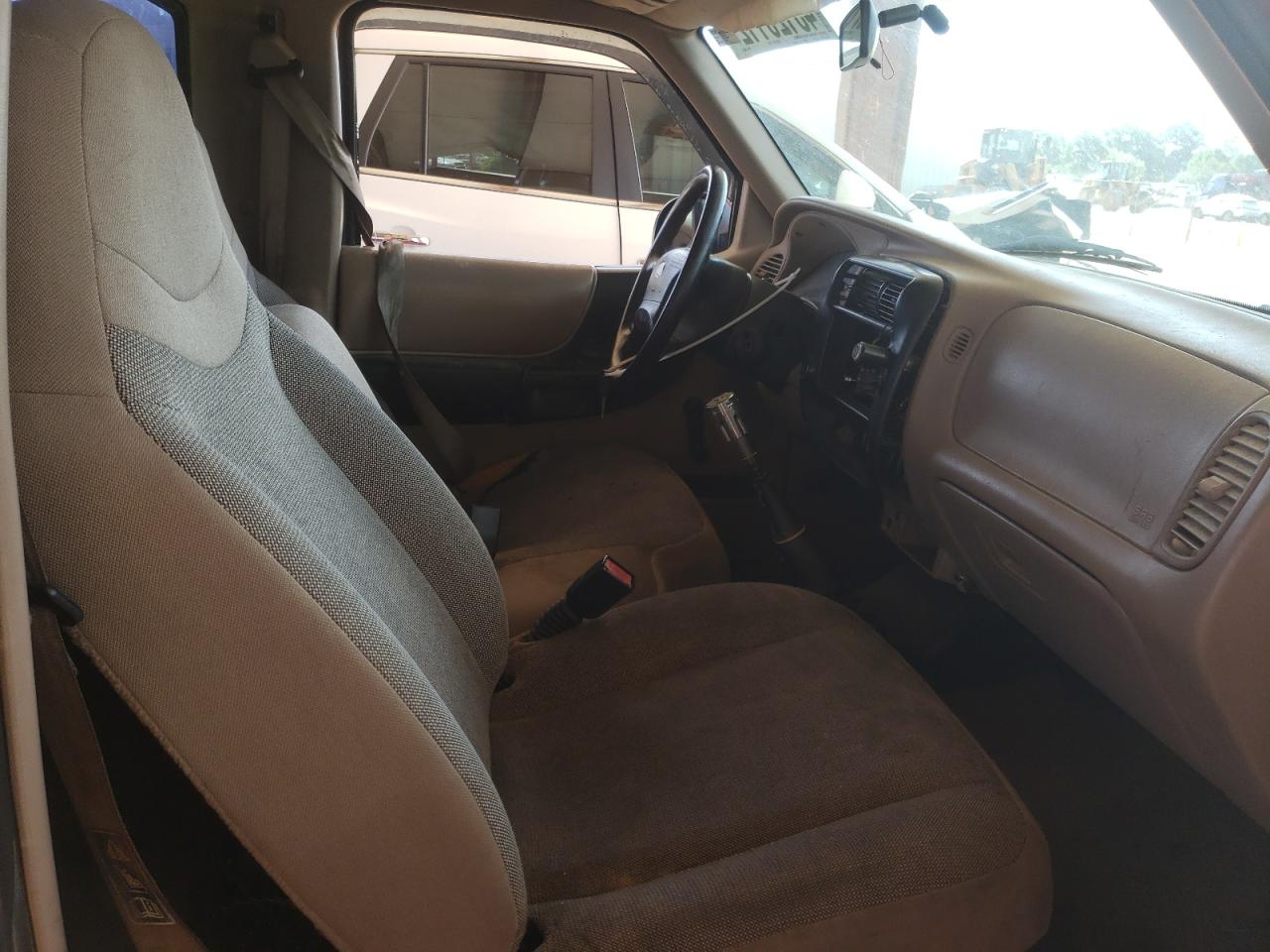 Photo 5 from auction – 2002 FORD RANGER with VIN 1FTYR10DX2PA26858