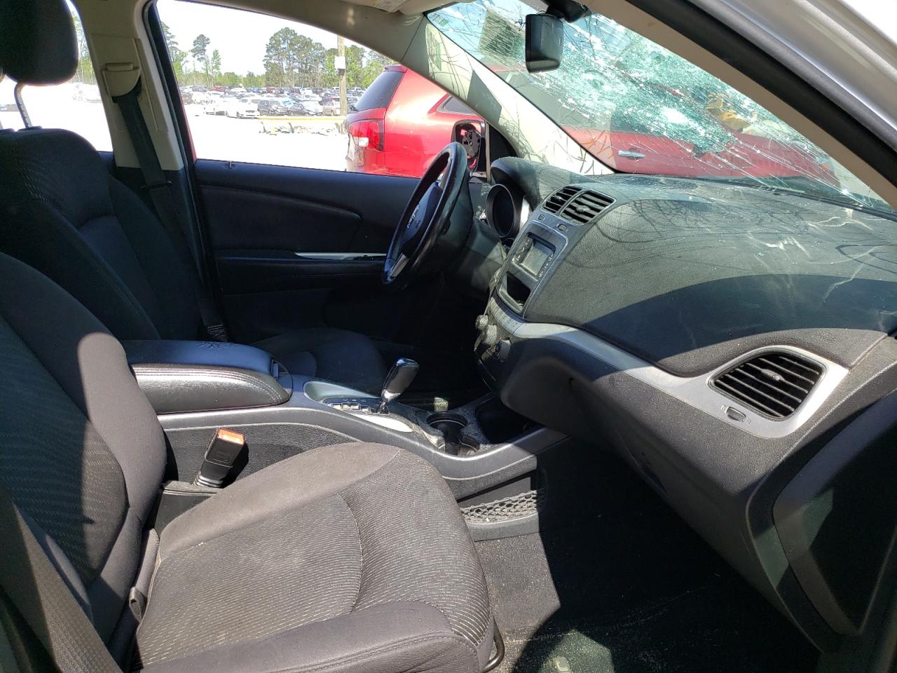 Photo 5 from auction – 2012 DODGE JOURNEY SX with VIN 3C4PDCBG1CT278038
