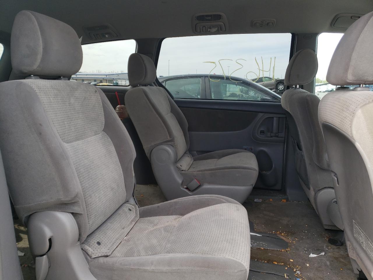 Photo 6 from auction – 2007 TOYOTA SIENNA CE with VIN 5TDZK23C07S092222
