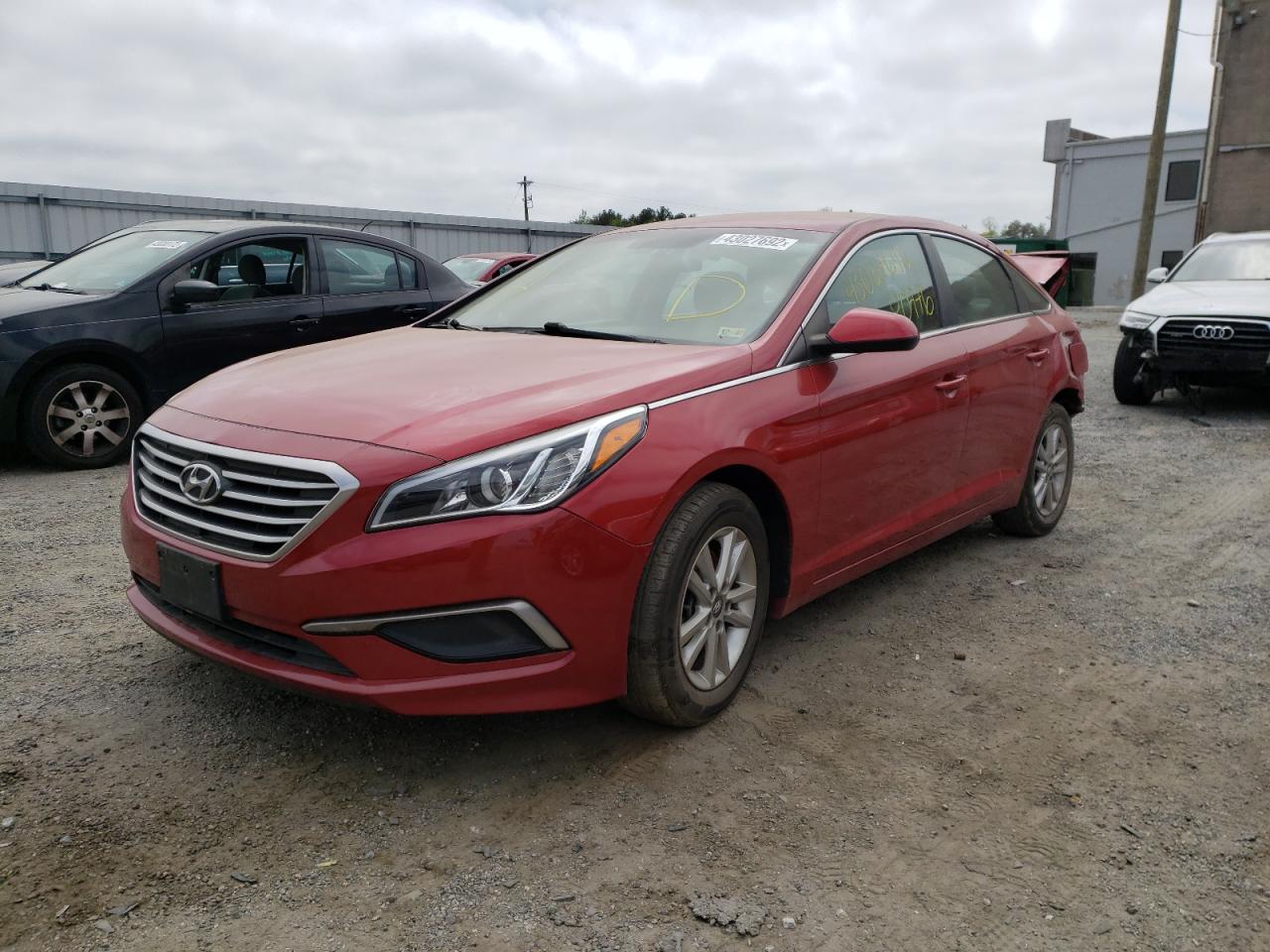 Photo 2 from auction – 2017 HYUNDAI SONATA SE with VIN 5NPE24AF2HH533458