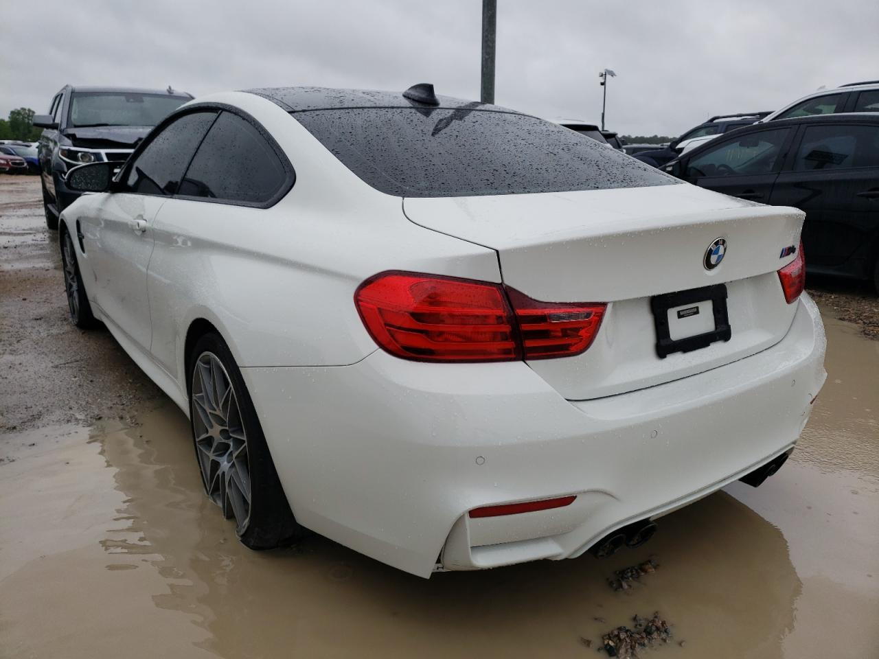 Photo 3 from auction – 2017 BMW M4 with VIN WBS3R9C54HK709537