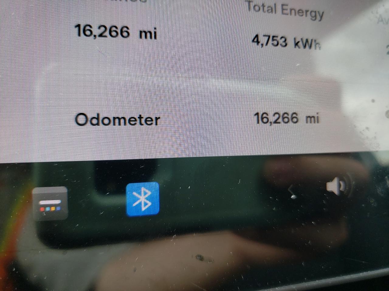 Photo 8 from auction – 2021 TESLA MODEL Y with VIN 5YJYGDEEXMF065729