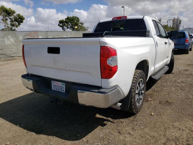Photo 4 from auction – 2015 TOYOTA TUNDRA DOU with VIN 5TFUY5F15FX436401