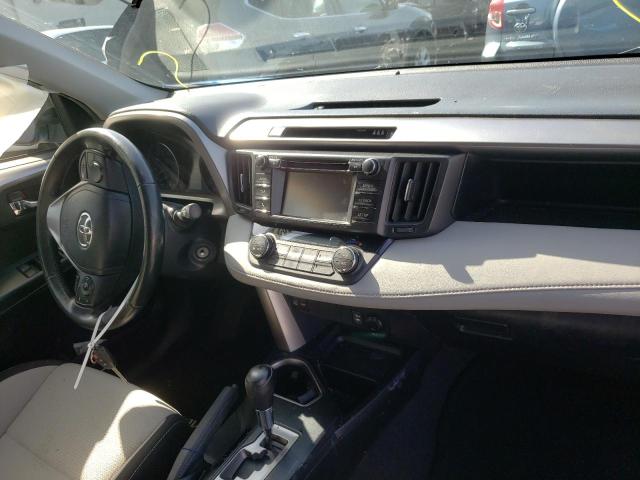 Photo 9 from auction – 2017 TOYOTA RAV4 XLE with VIN JTMWFREV3HJ145220