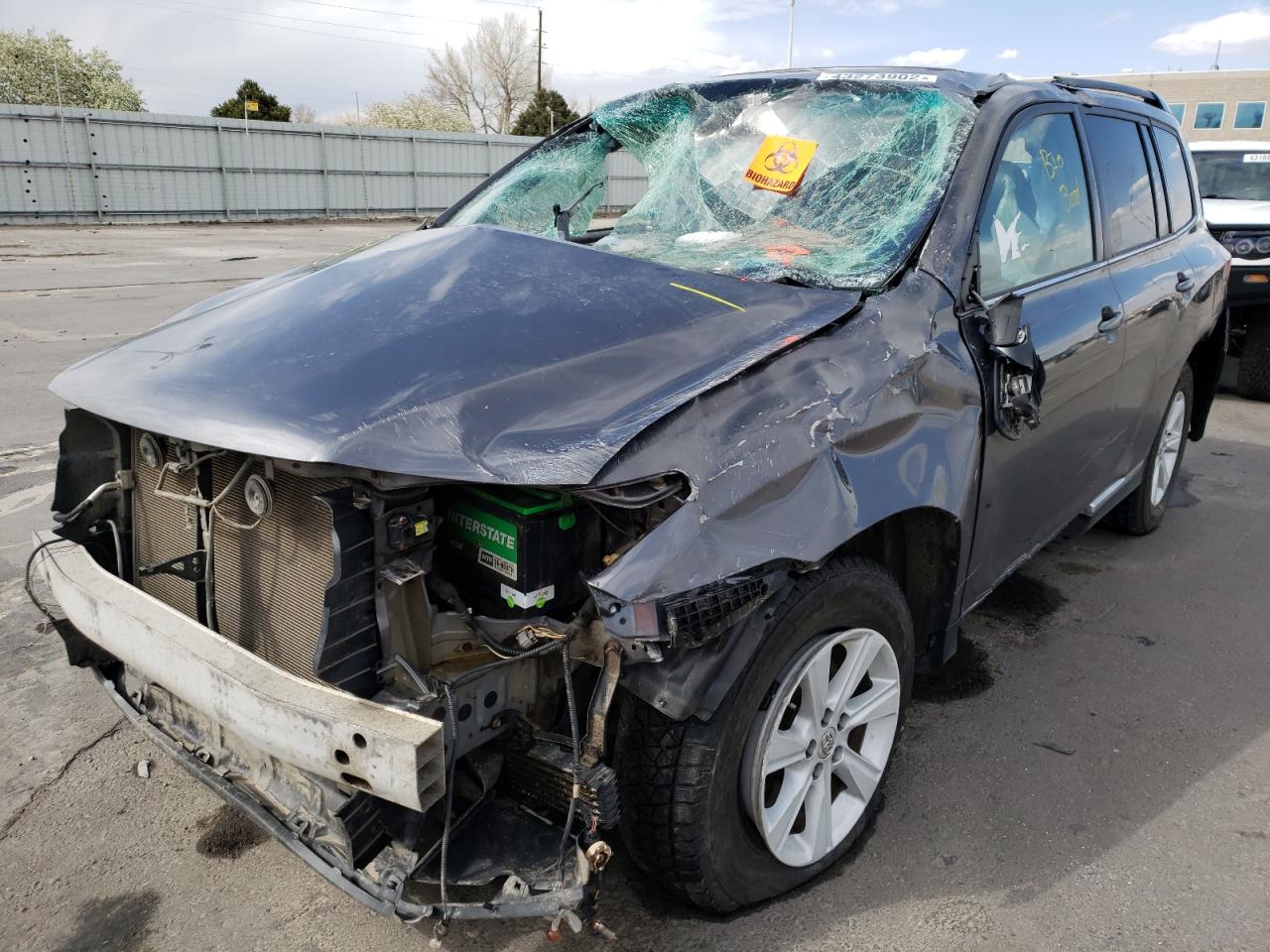 Photo 2 from auction – 2012 TOYOTA HIGHLANDER with VIN 5TDBK3EHXCS130517