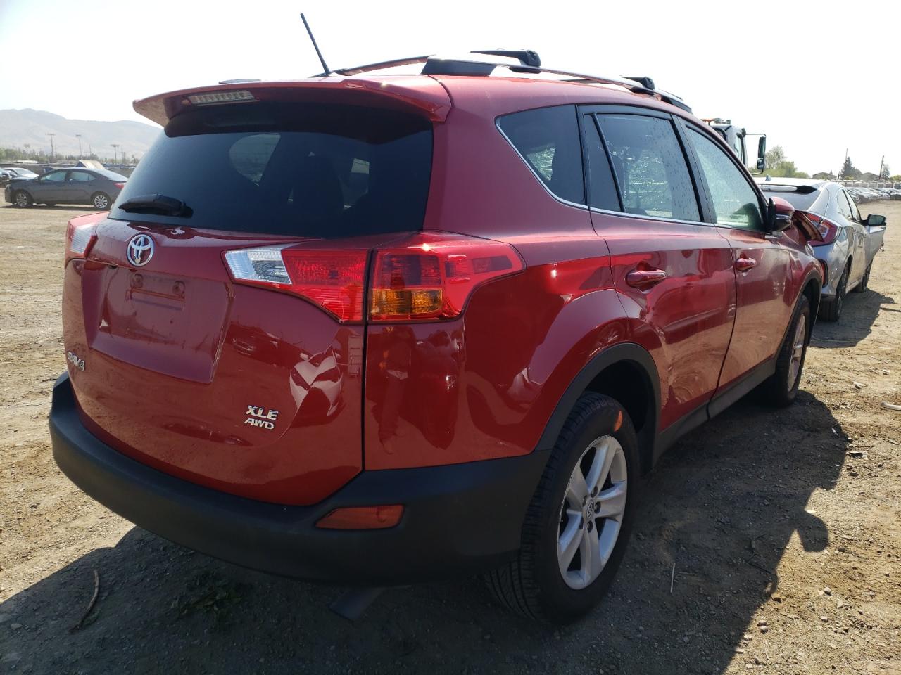 Photo 17 from auction – 2013 TOYOTA RAV4 XLE with VIN 2T3RFREV1DW086810