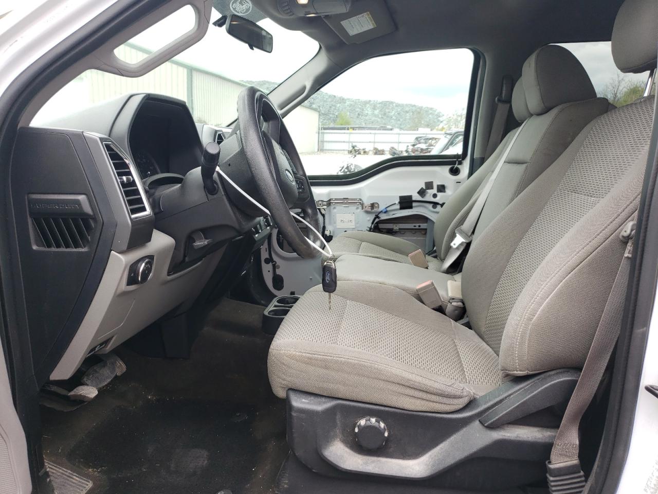 Photo 5 from auction – 2018 FORD F250 SUPER with VIN 1FT7W2B68JEB83534