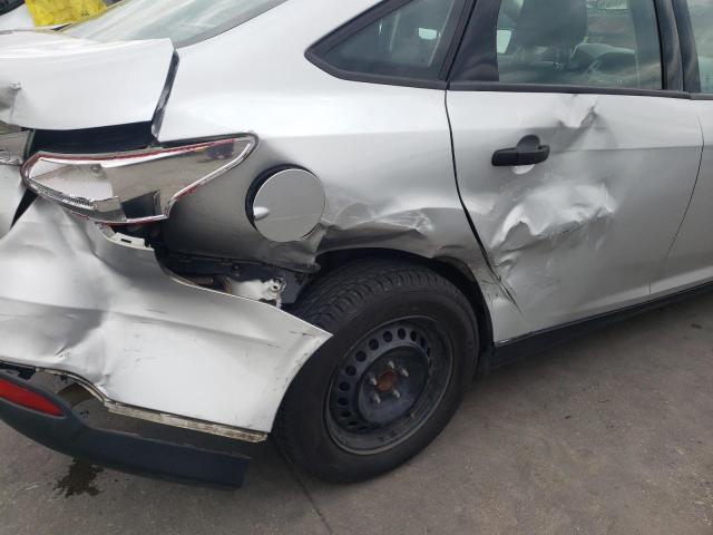 Photo 9 from auction – 2015 FORD FOCUS S with VIN 1FADP3E2XFL298157