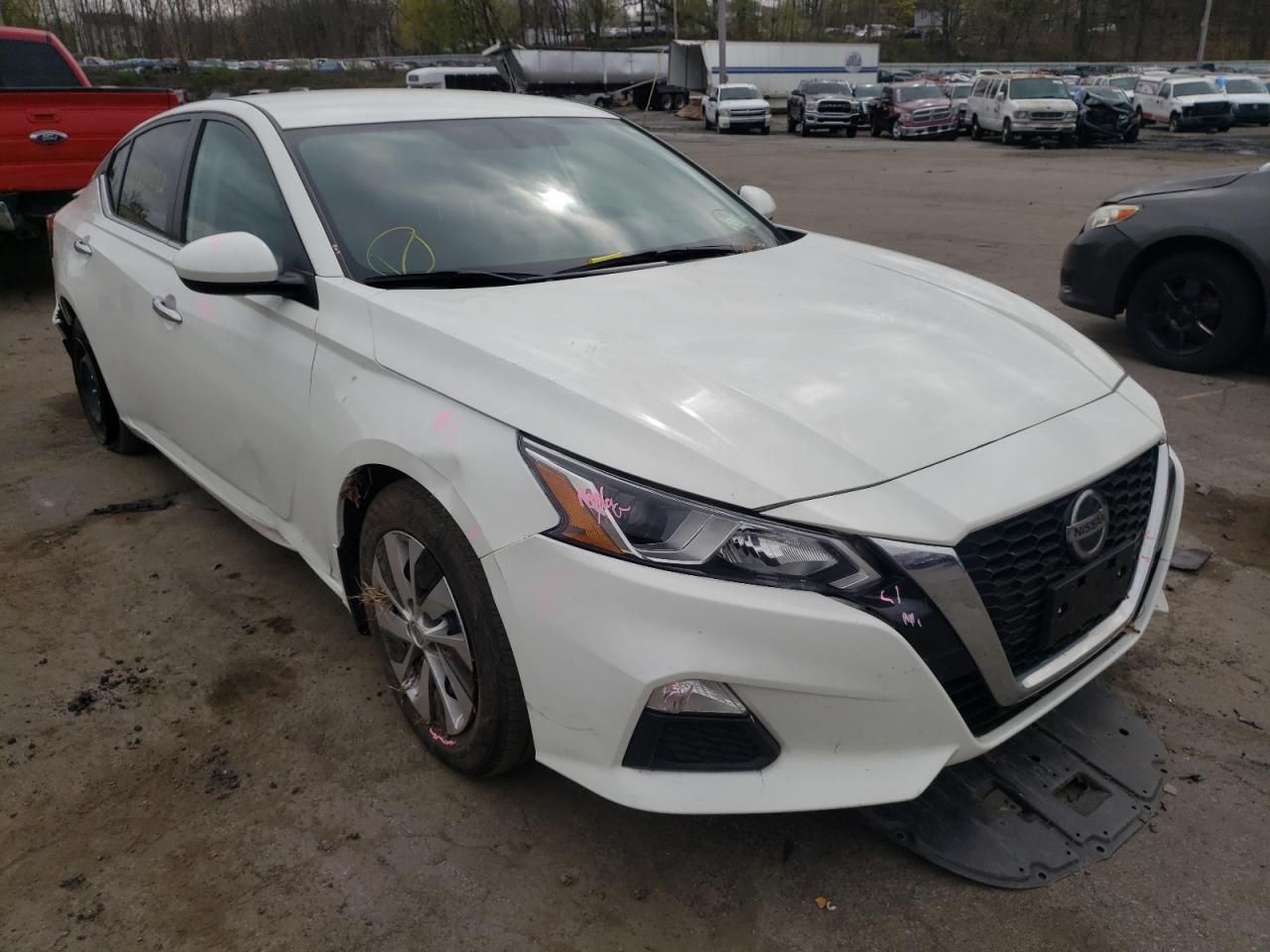 NISSAN ALTIMA S 2019 with VIN 1N4BL4BV7KC257146 - Photo from auction