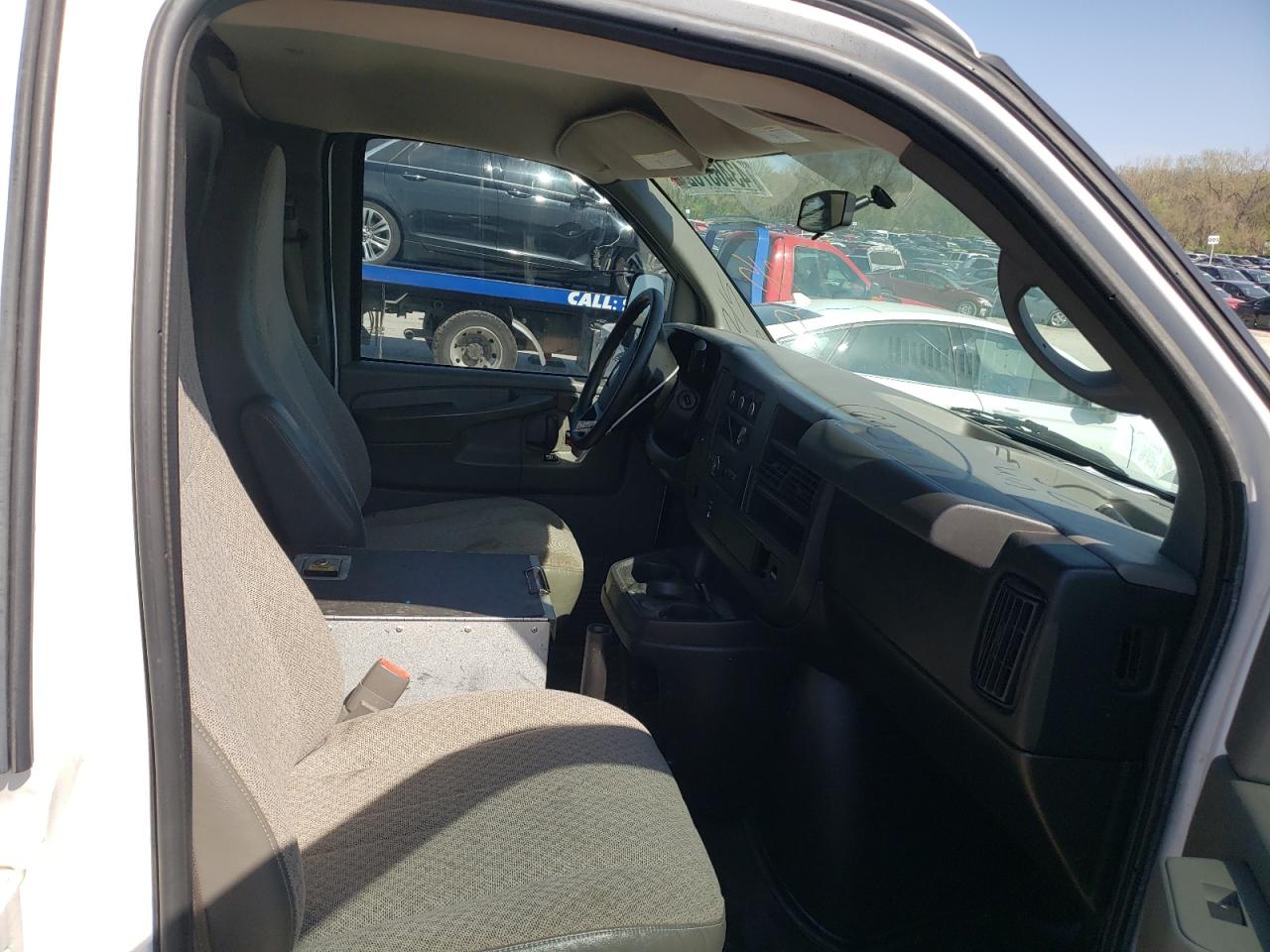 Photo 5 from auction – 2014 CHEVROLET EXPRESS G2 with VIN 1GCWGFCA2E1206080