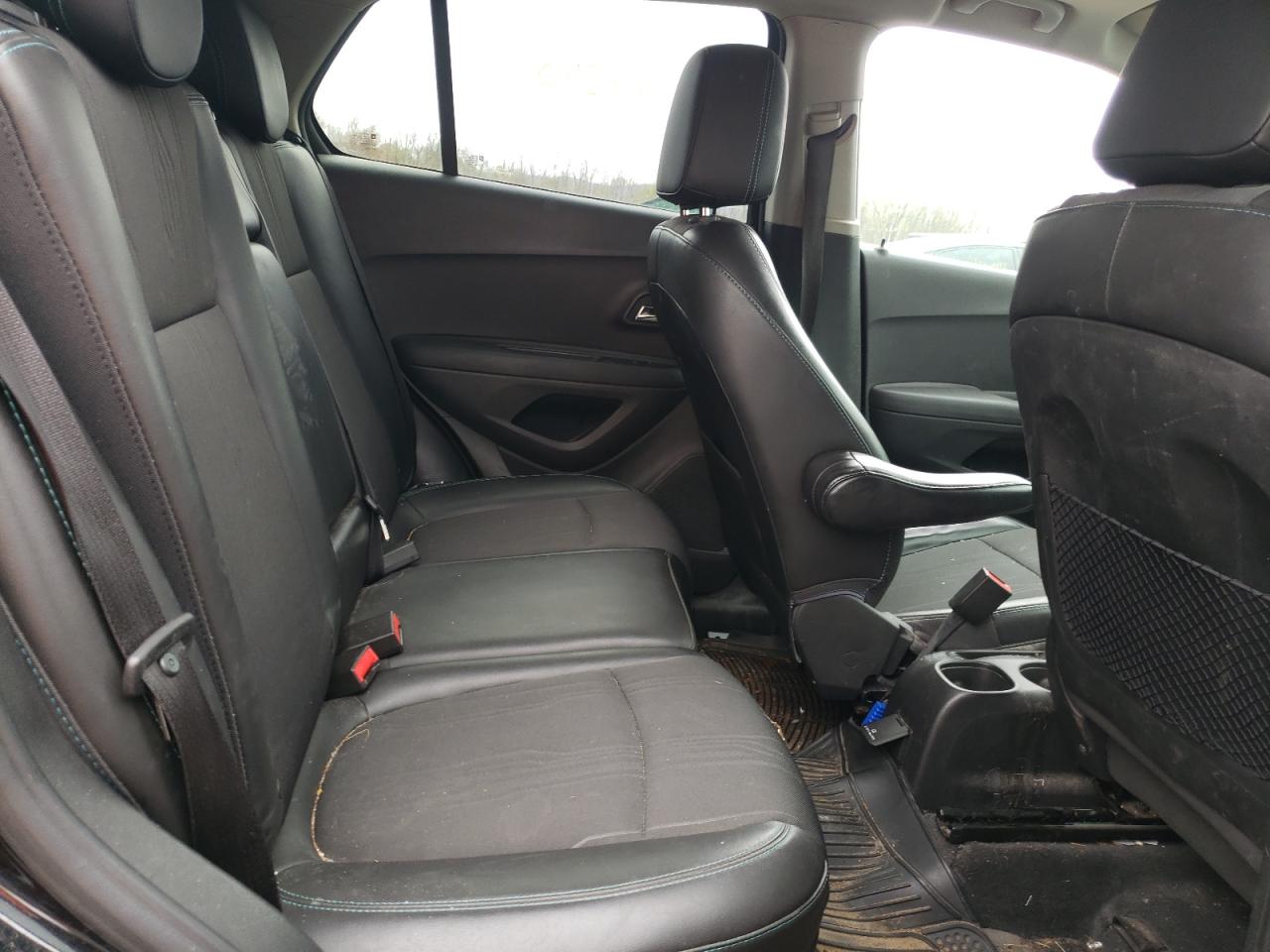 Photo 6 from auction – 2015 CHEVROLET TRAX 1LT with VIN 3GNCJRSB2FL252039
