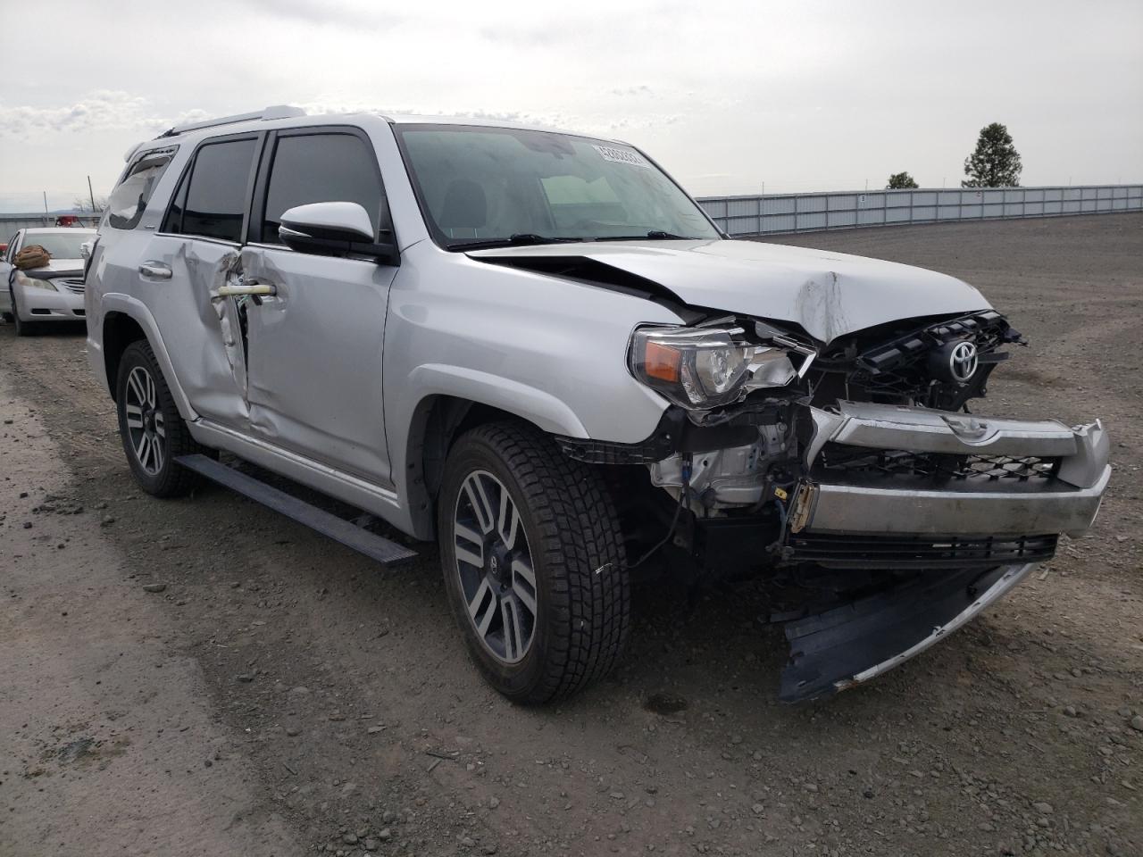 صورة رقم 1 من المزاد - 2017 TOYOTA 4RUNNER SR مع VIN JTEBU5JR7H5425331