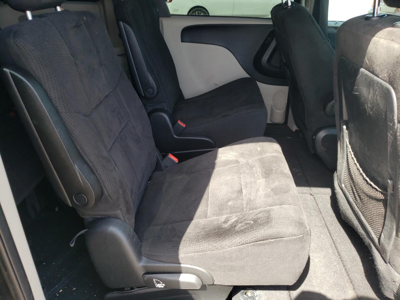Photo 6 from auction – 2012 DODGE GRAND CARA with VIN 2C4RDGCG7CR110812