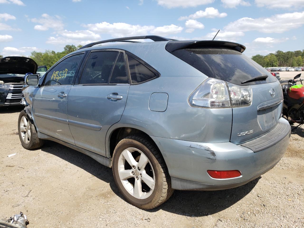 Photo 3 from auction – 2005 LEXUS RX 330 with VIN 2T2HA31U55C048590